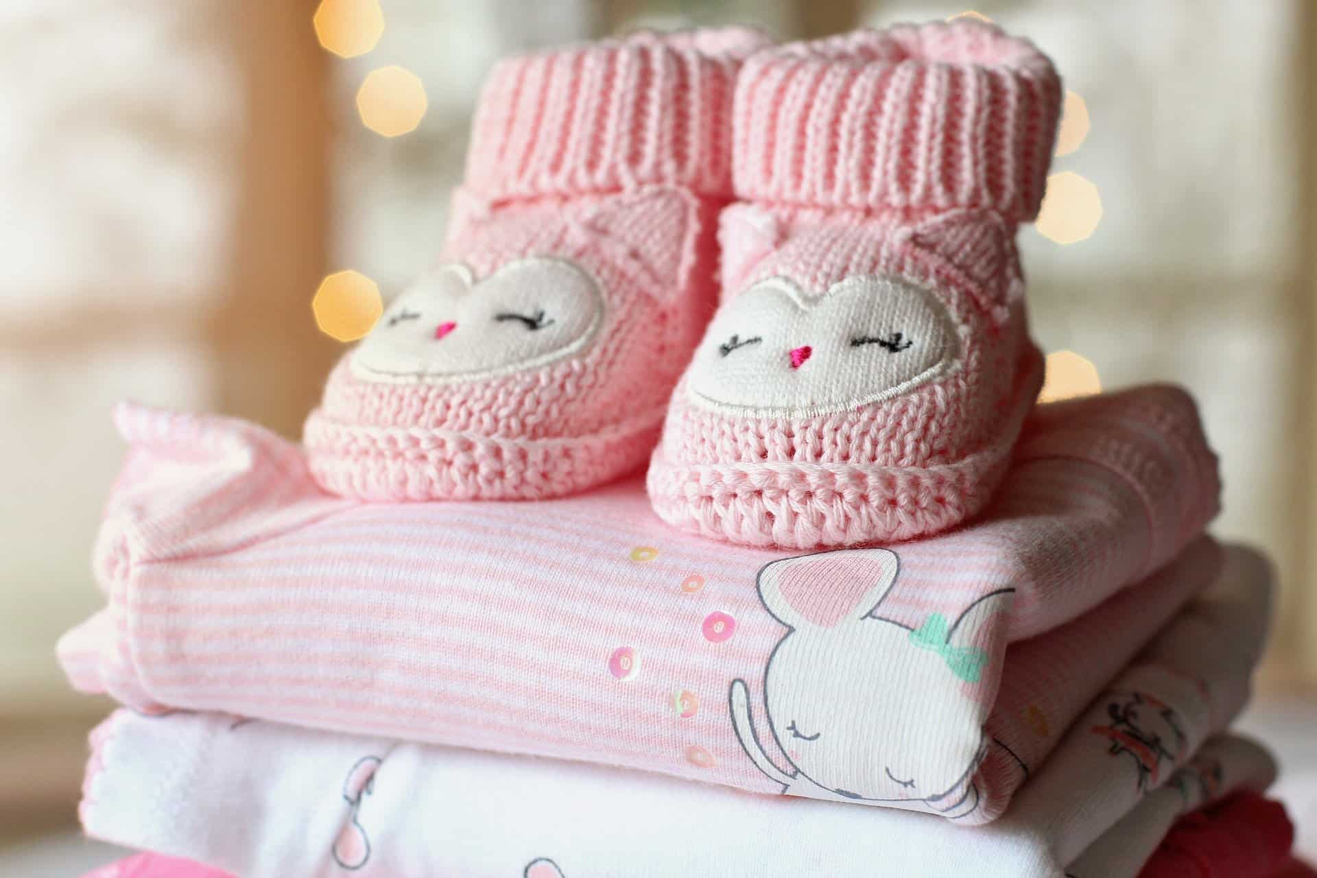 Comment choisir des vêtements pour bébé