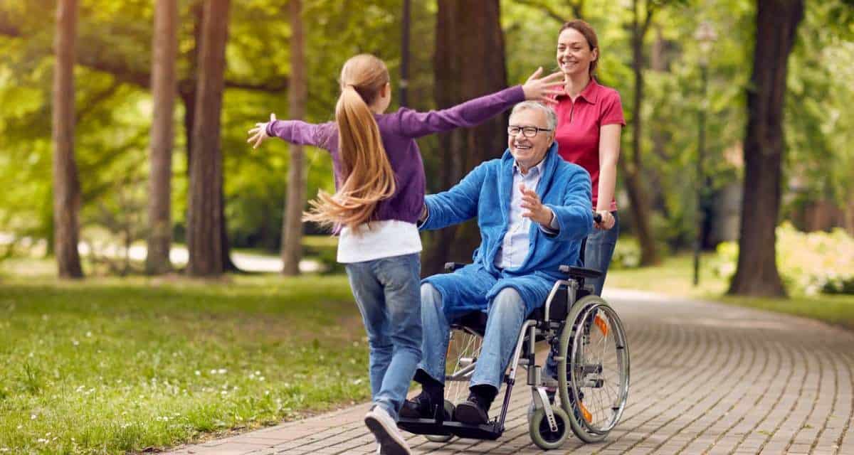 Proche handicapé : comment l’aider au quotidien ?